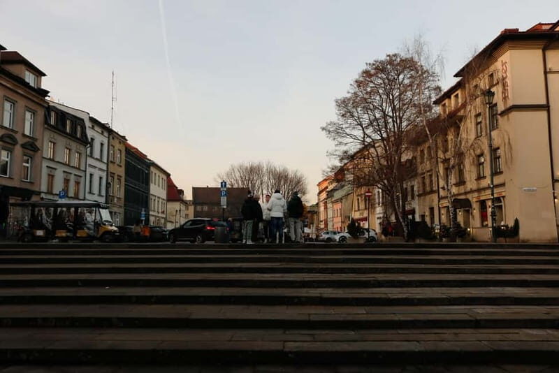 Terrifying Walking Tour of the Krakow's Old Jewish Quarter - The Practical Side