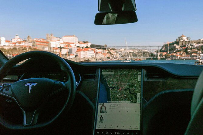 tesla-s-luxury-executive-porto-airport-transfer