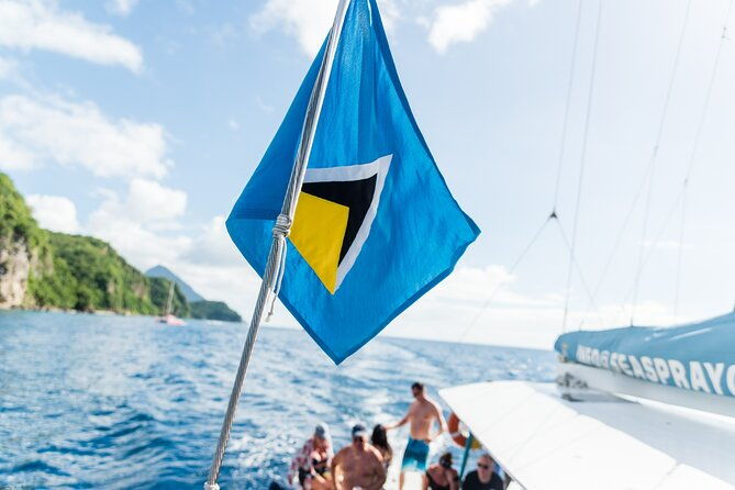 tet-paul-hike-soufriere-catamaran-experience