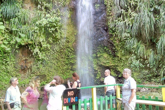 tet-paul-stairway-to-heaven-tour-in-st-lucia