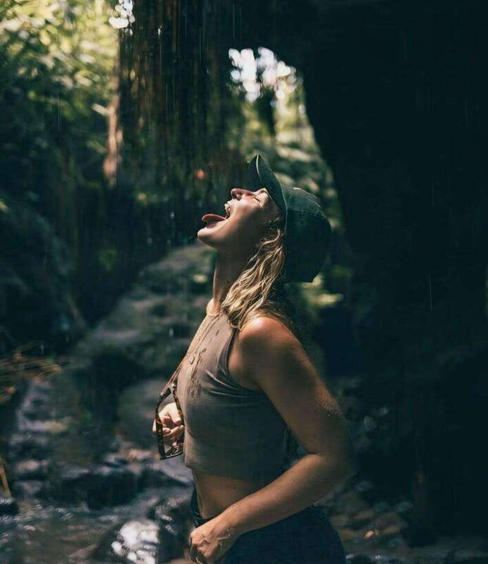 tetebatu-walk-on-rice-terrace-waterfall-and-black-mongky