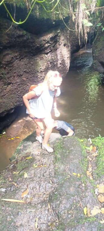 tetebatu-waterfalls-spices-rice-terrace-monkey-forest