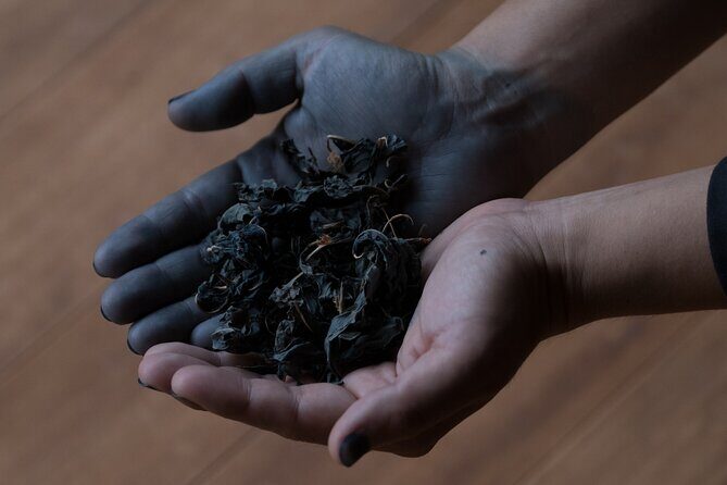 TEXTILES: Learn Indigo Dye from Kyoto - The Experience Breakdown: What to Expect from Kyoto’s Indigo Dyeing Workshop