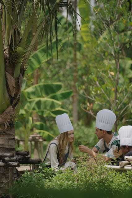 thai-cooking-class-kalanan-riverside-resort