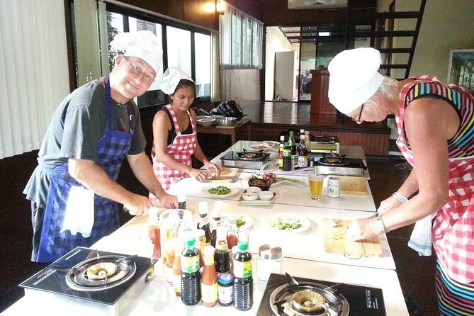 Thai Cooking Class with Local Market Tour in Koh Samui - Who Should Consider This Experience?