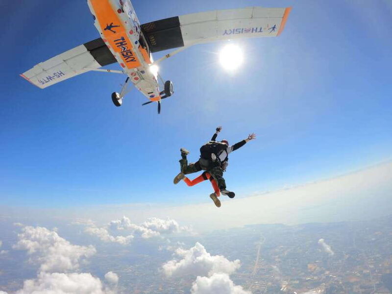 thailand-tandem-skydive-over-bangkok-pattaya