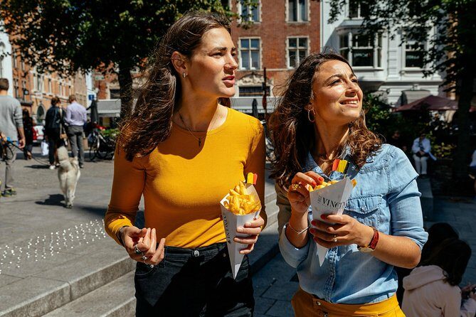 The 10 Tastings of Bruges With Locals: Private Food Tour - A Closer Look at the Experience