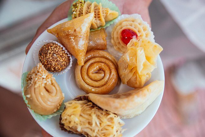 The 10 Tastings of Marrakech With Locals: Private Food Tour - Exploring Marrakech Through Food: What to Expect