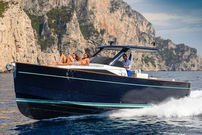 the-2-south-gems-capri-and-positano-day-cruise