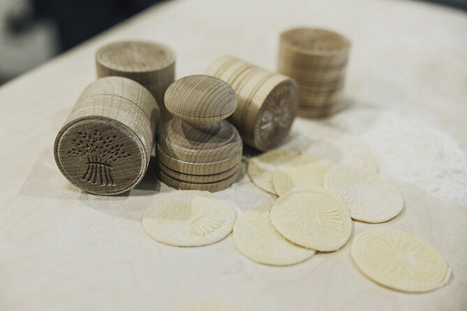 the-art-of-corzetti-handcrafted-pasta-perfection-2