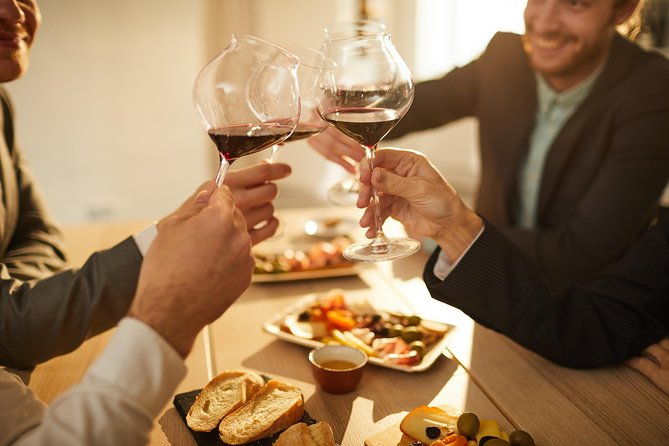 the-art-of-the-italian-aperitivo-with-a-local-learn-enjoy-in-positano