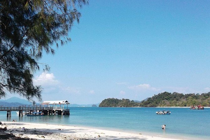 The Astonishing Islands of Tropical Langkawi - Exploring Langkawi’s Islands: A Well-Organized, Scenic Trip