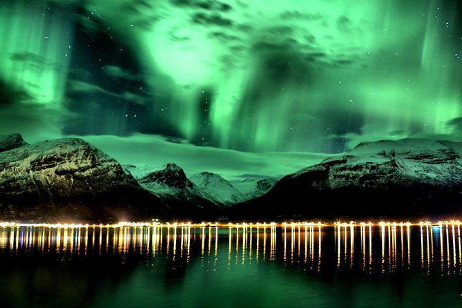 the-aurora-tour-small-group-northern-lights