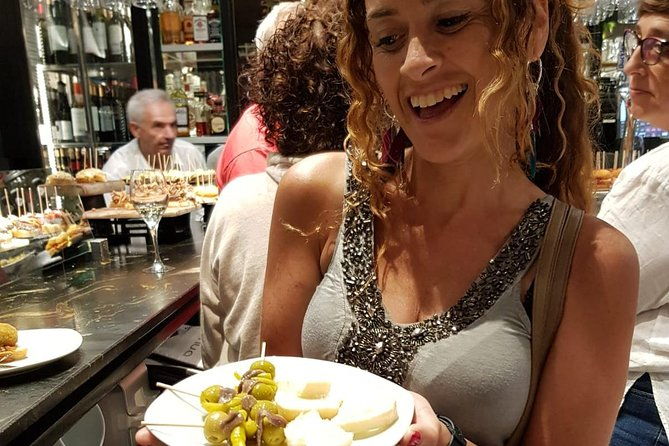 the-award-winning-bilbao-food-tour-wine-pairing-by-basque-local