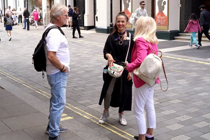 the-beatles-music-women-drugs-1960s-bar