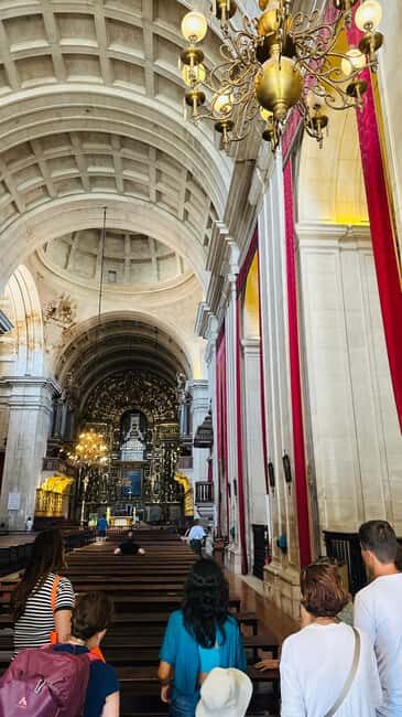 The Beautiful Story of Coimbra:Guided Tour/ Tastings&Tickets - Who Should Book This Tour?