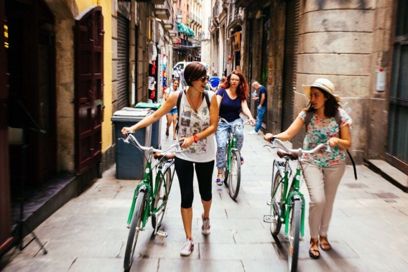 the-beauty-of-barcelona-by-bike-private-tour-2