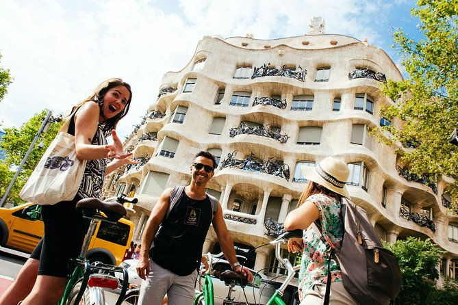 the-beauty-of-barcelona-by-bike-private-tour