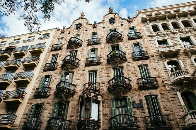 the-beauty-of-barcelona-by-bike-private-tour