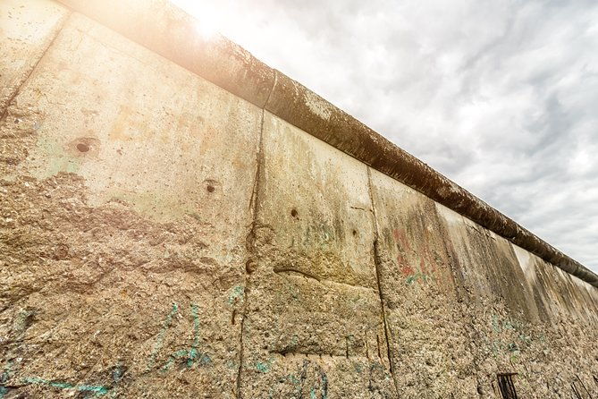 the-berlin-wall-cold-war-berlin-private-3-hours-walking-tour