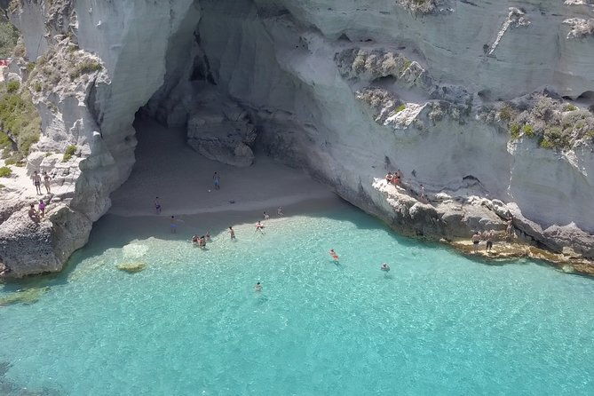 the-best-boat-tour-from-tropea-to-capovaticano-max-12-passengers