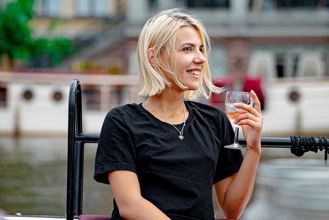 the-best-boat-trip-through-the-amsterdam-canals