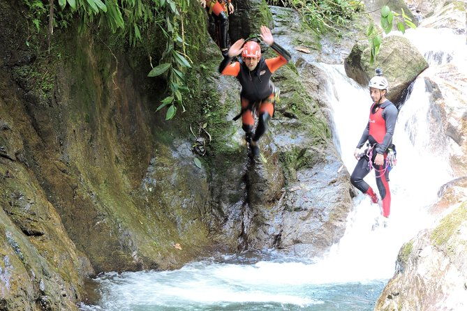 the-best-extreme-canyoning-cashaurco-in-banos-ecuador