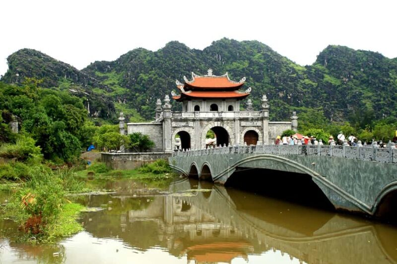 The Best Ninh Binh Tour: Hoa Lu - Trang An/TamCoc - Mua Cave - An Overview of the Tour Experience