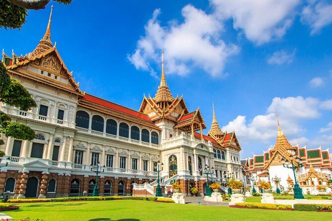 The Best of Bangkok: The Grand Palace, Emerald & Reclining Buddha - The Sum Up