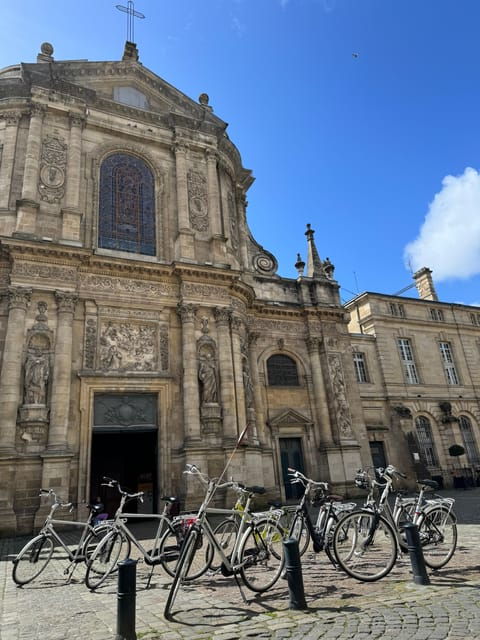the-best-of-bordeaux-e-bike-tour-with-petanque-appetizers