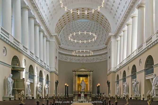 the-best-of-copenhagen-private-half-day-highlights-walking-tour