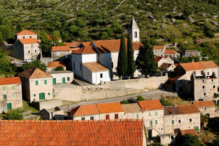 the-best-of-hvar-in-a-day-with-wine-tasting-and-local-dinner
