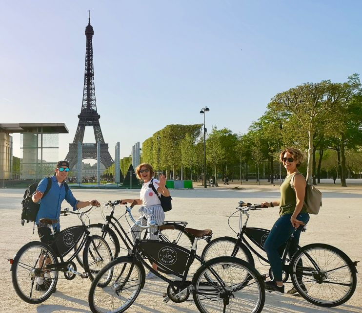 the-best-of-paris-small-group-bike-tour-like-a-local