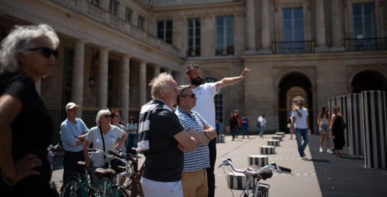 the-best-of-paris-small-group-bike-tour-like-a-local