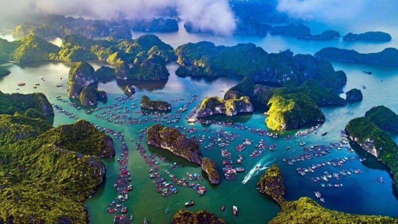 the-best-overnight-cruise-visit-lan-ha-bay-viet-hai-village