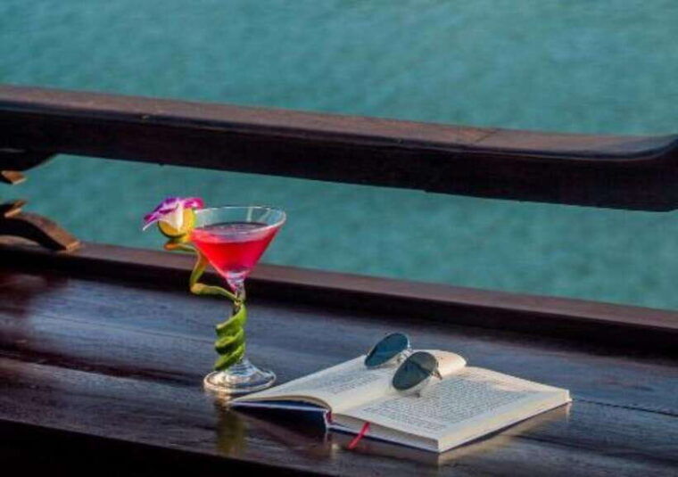 the-best-overnight-cruise-visit-lan-ha-bay-viet-hai-village