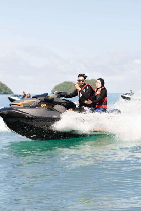 the-best-packages-jet-ski-island-hopping-langkawi
