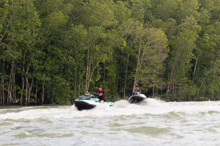 the-best-packages-jet-ski-island-hopping-langkawi