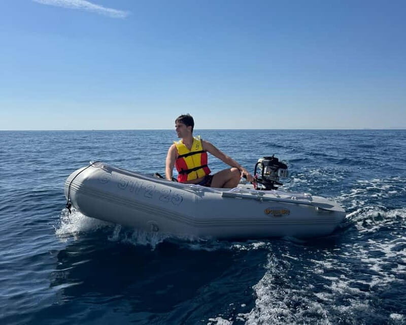 The best part: you can rent a zodiac without a license! - Why This Zodiac Experience Stands Out