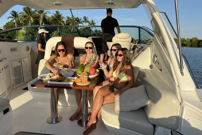 the-big-sundancer-rental-in-miami-beach-2