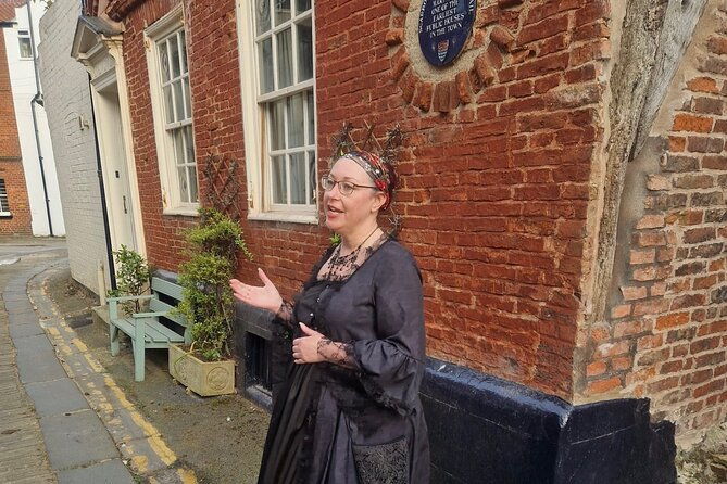 the-black-widow-dark-tales-around-scarborough