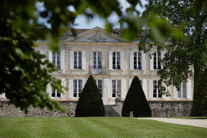 the-blending-tour-at-chateau-de-la-dauphine