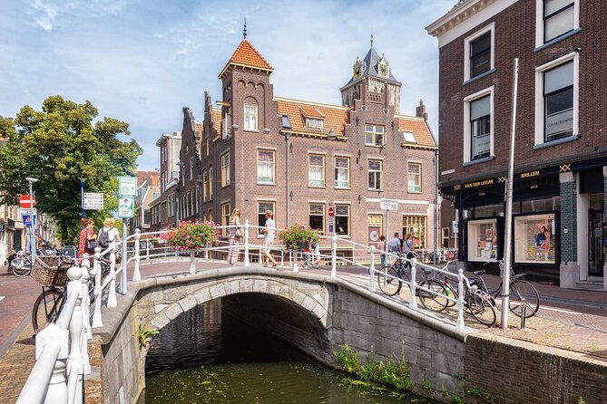 the-blues-clues-in-delft-exploration-game-and-tour