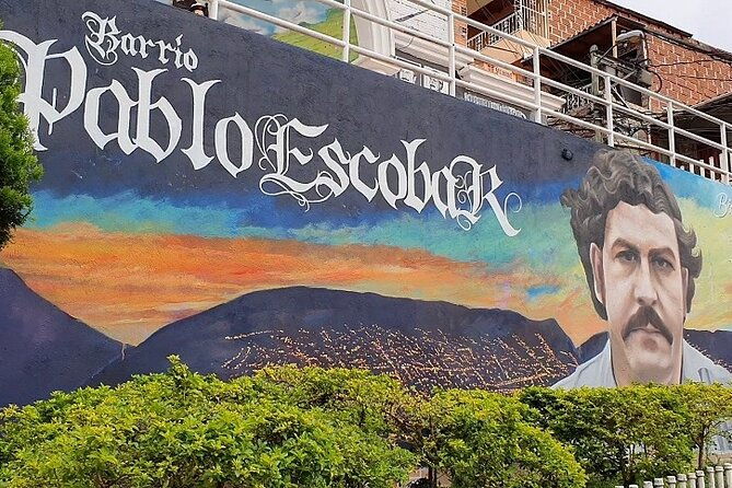 the-boss-pablo-escobar-life-and-history-private-tour-from-medellin