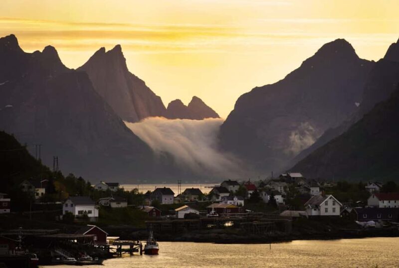 The Bucket list - Reine and Western Lofoten 4h sightseeing - What to Expect on the Tour