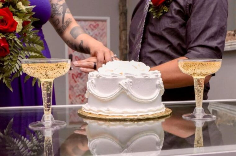 the-burnin-love-unique-ceremony