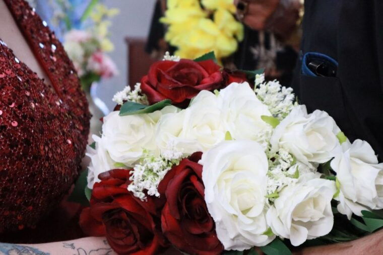 the-burnin-love-unique-ceremony