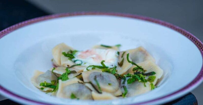 the-bustling-buckman-hood-food-tour