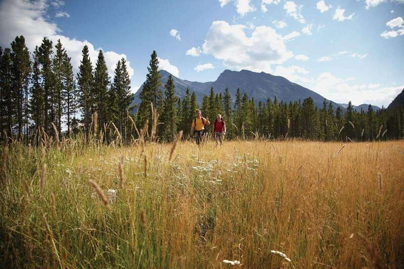 the-canmore-history-tour-cowboys-and-coal-miners-1-5h-walk