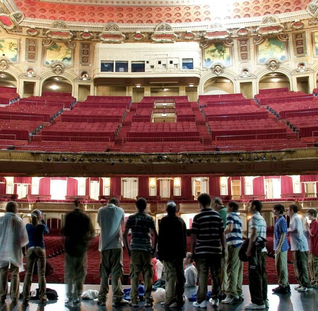 the-chicago-theatre-tour-experience-with-licensed-guide